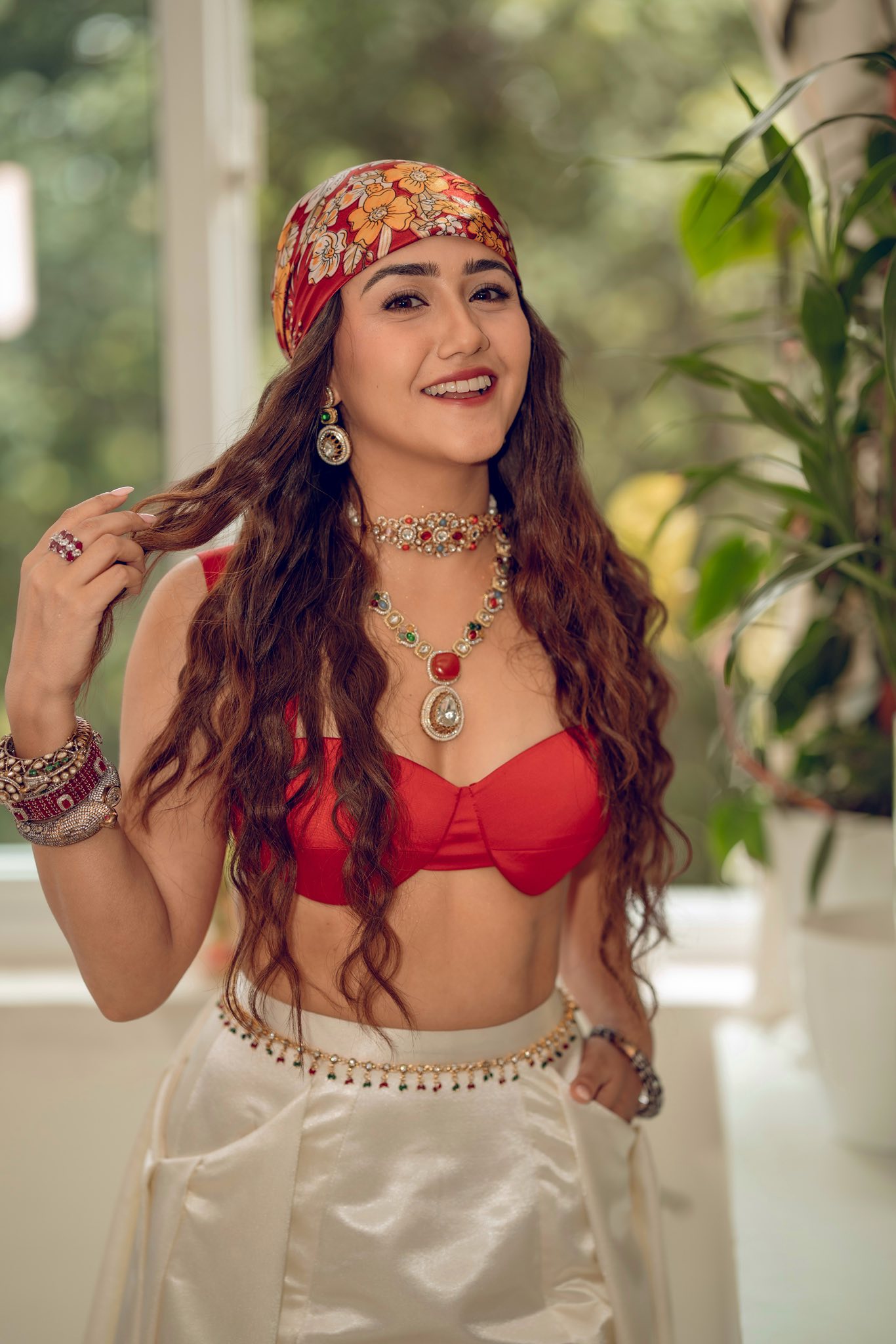 नायिका स्वस्तीमको लालीबजार लुक्स